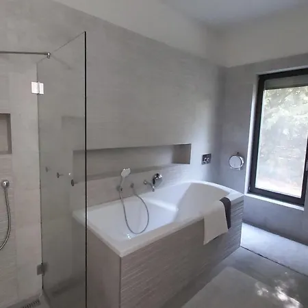 Apartment Panoramic View Of Budapest - Aquarena, Ecar Option Szada
